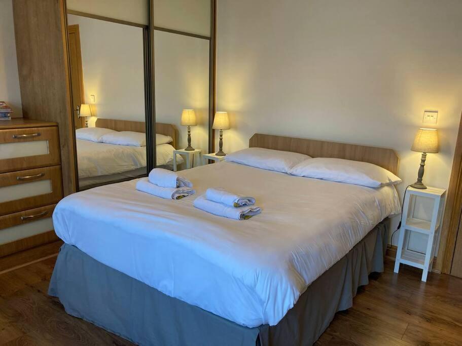 Charlies Lane Apartment Donegal Town المظهر الخارجي الصورة
