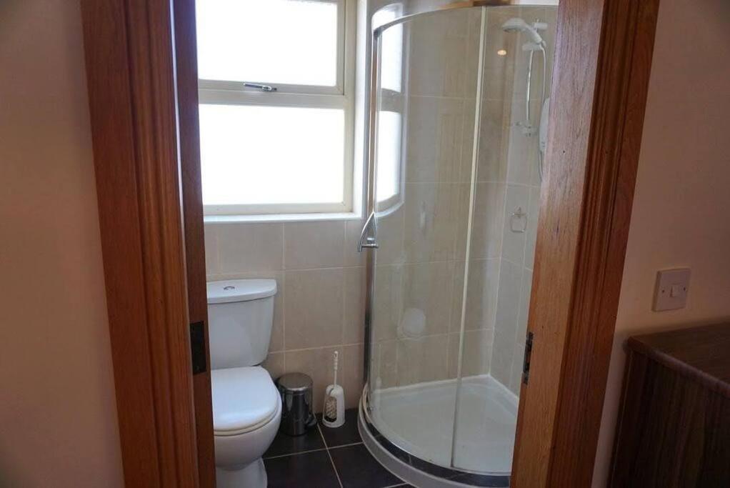 Charlies Lane Apartment Donegal Town المظهر الخارجي الصورة