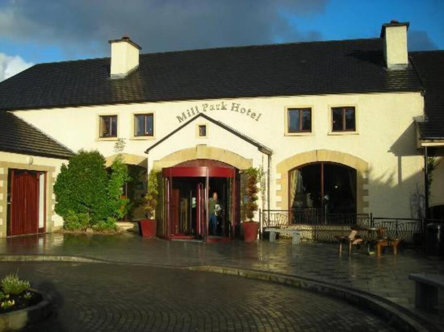 Charlies Lane Apartment Donegal Town المظهر الخارجي الصورة