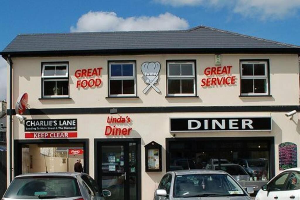 Charlies Lane Apartment Donegal Town المظهر الخارجي الصورة